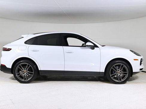 Certified 2020 Porsche Cayenne image 8