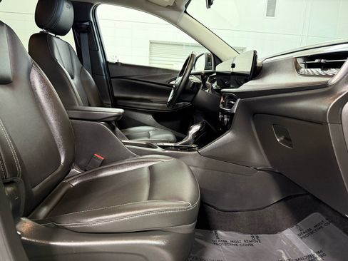 Used 2024 Buick Encore GX Sport Touring w/ Comfort Package image 21