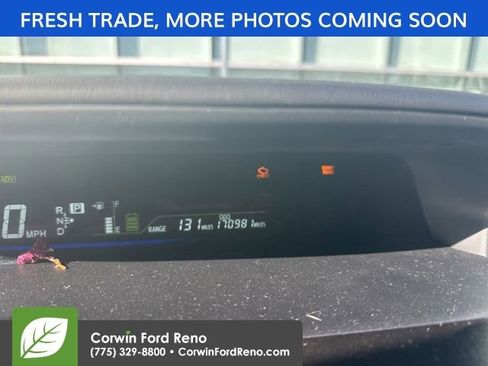Used 2013 Toyota Prius V Five image 18