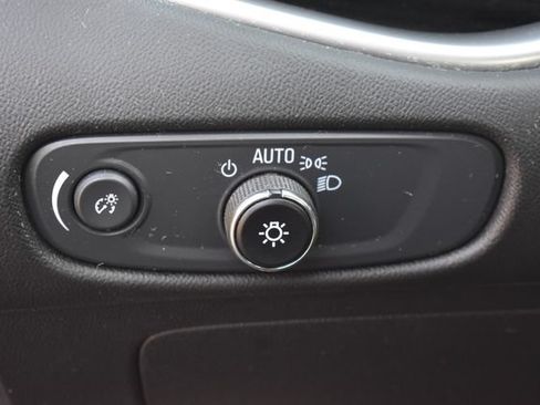 Used 2025 Chevrolet Malibu LS w/ LPO, Floor Liner Package FWD image 19