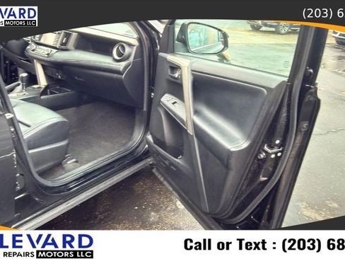Used 2015 Toyota RAV4 Limited AWD/4WD image 36
