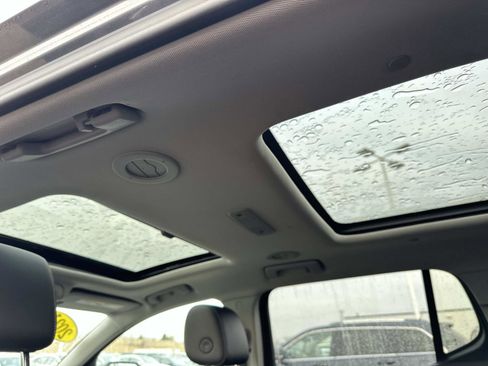 Used 2021 GMC Acadia SLT w/ Trailering Package image 14