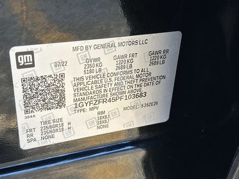 Certified 2023 Cadillac XT4 Sport w/ Technology Package image 17