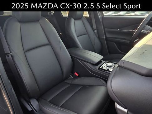 New 2025 MAZDA CX-30 AWD 2.5 S w/ Select Sport Pkg image 15