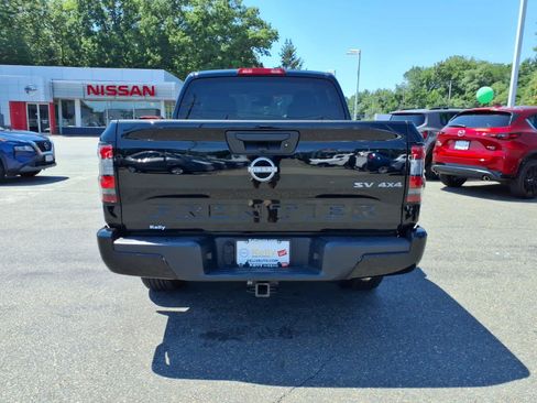 Certified 2023 Nissan Frontier SV w/ Tow Package AWD/4WD image 6