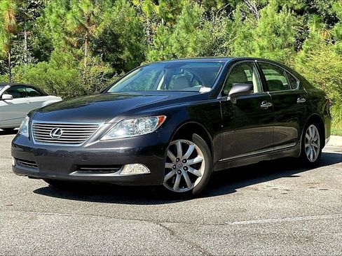 Used 2009 Lexus LS 460 AWD image 2