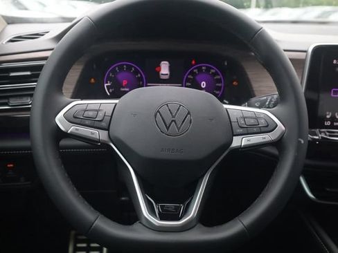 New 2026 Volkswagen Atlas SEL Premium R-Line AWD/4WD image 8