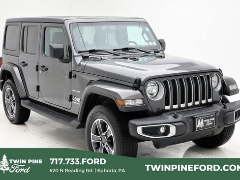 Used 2023 Jeep Wrangler Unlimited Sahara w/ Cold Weather Group AWD/4WD image 1