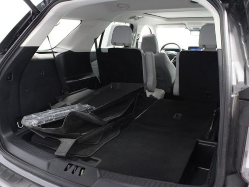 Certified 2025 Ford Explorer Platinum w/ Ultimate Package AWD/4WD image 16
