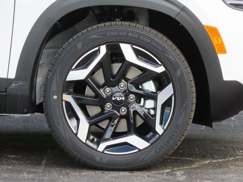 New 2026 Kia Seltos SX w/ SX Sunroof Package image 18