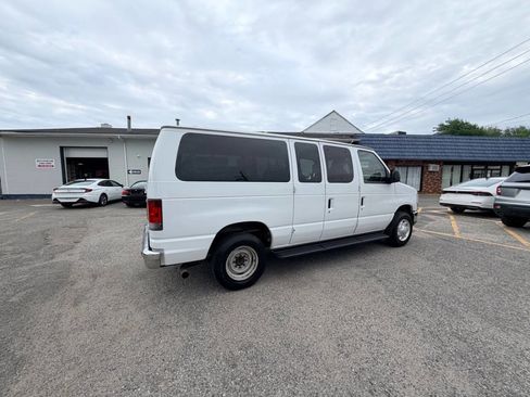 Used 2012 Ford E-350 and Econoline 350 XLT RWD image 10