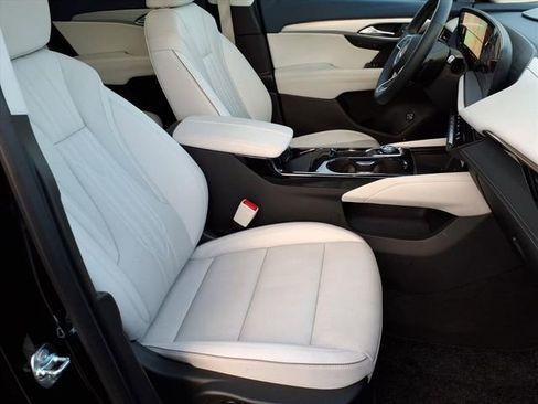 New 2025 Buick Envision Avenir image 24
