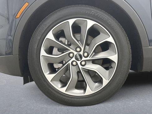 Used 2022 Lincoln Nautilus Reserve w/ Equipment Group 201A AWD/4WD image 28