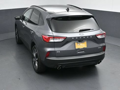 Certified 2022 Ford Escape SE w/ SE Sport Appearance Package AWD/4WD image 46