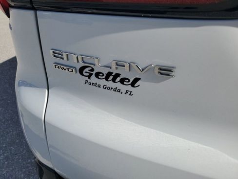 Used 2025 Buick Enclave Sport Touring image 41