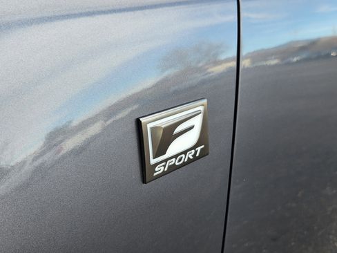 Used 2014 Lexus CT 200h image 22