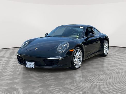 Used 2014 Porsche 911 Carrera RWD image 2