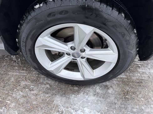 Used 2020 Audi Q7 2.0T Premium w/ Convenience Package image 19