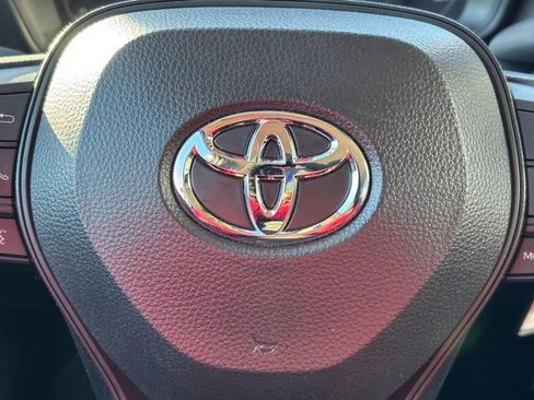 Used 2024 Toyota Corolla LE image 20
