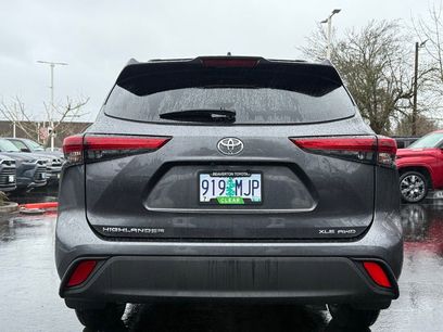 Used 2020 Toyota Highlander XLE