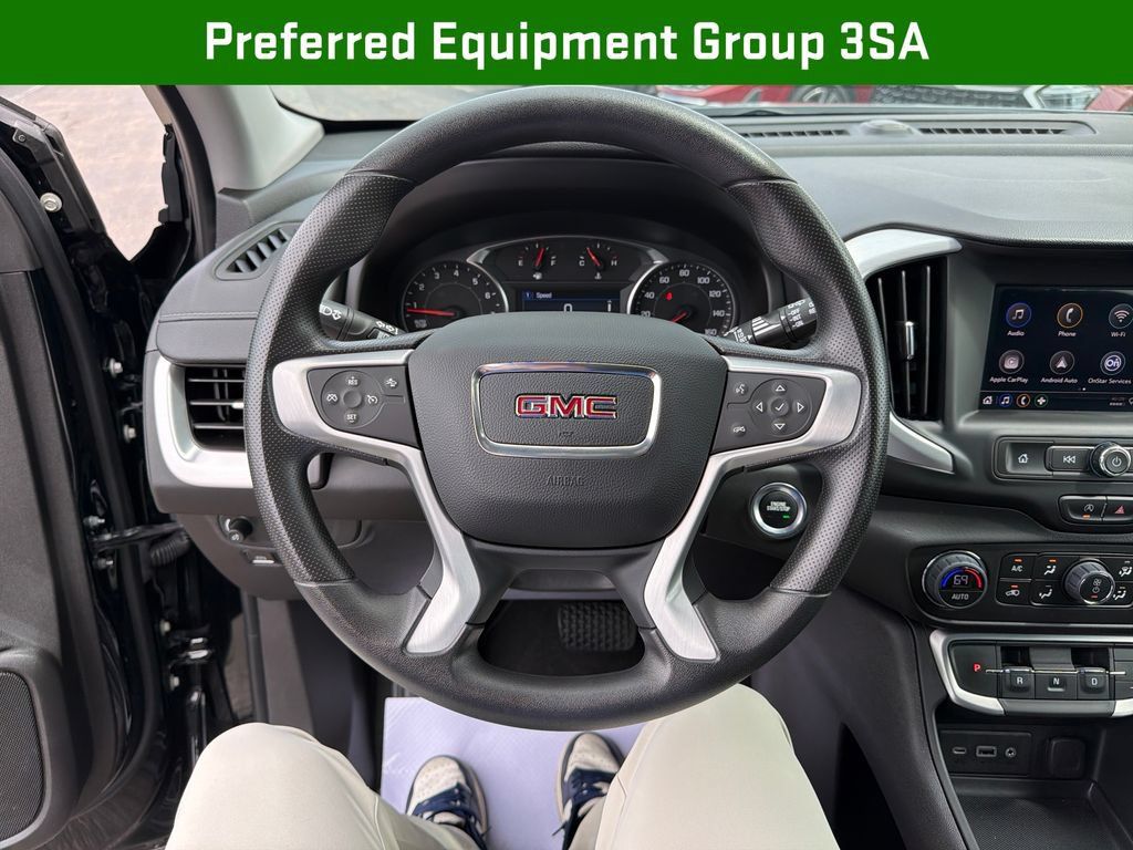 Certified 2024 GMC Terrain SLE w/ Driver Convenience Package FWD image 16
