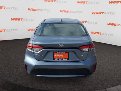 Used 2022 Toyota Corolla LE image 4