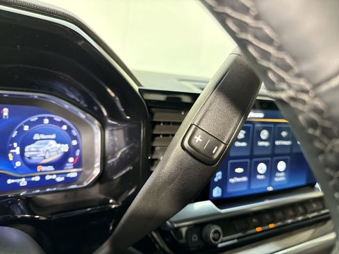 Used 2025 Chevrolet Silverado 1500 RST w/ Protection Package AWD/4WD image 18