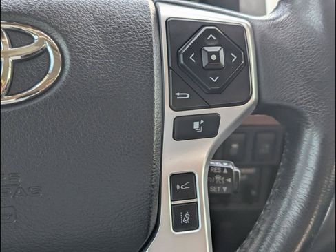 Used 2018 Toyota Tundra Limited w/ Limited Premium Package AWD/4WD image 19