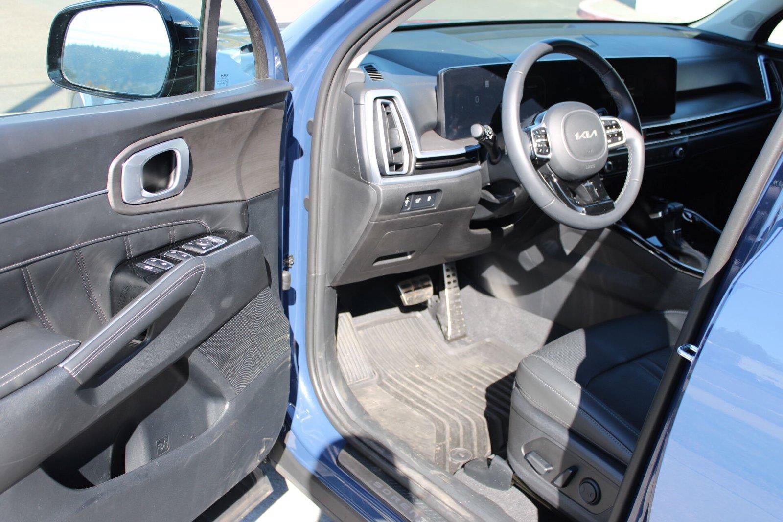 Used 2024 Kia Sorento SX AWD/4WD image 21