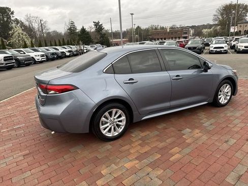 Used 2023 Toyota Corolla XLE image 36