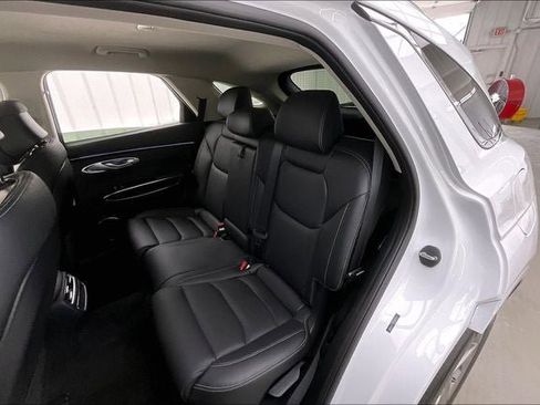 Used 2026 Genesis GV70 2.5T AWD/4WD image 19