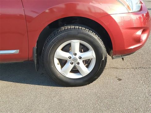 Used 2013 Nissan Rogue S w/ Special Edition Pkg image 6