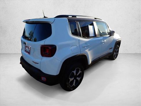Used 2019 Jeep Renegade Trailhawk AWD/4WD image 4