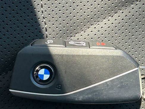 Used 2026 BMW X1 xDrive28i AWD/4WD image 17