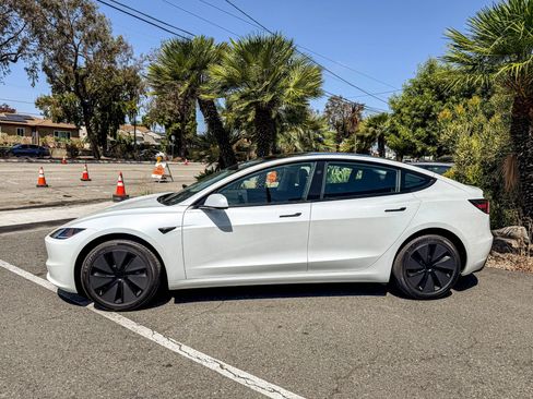 Used 2026 Tesla Model 3 RWD image 13