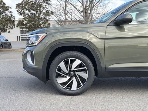 New 2026 Volkswagen Atlas SE FWD image 9
