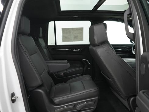 Used 2024 GMC Yukon XL Denali w/ LPO, Floor Liner Package AWD/4WD image 12