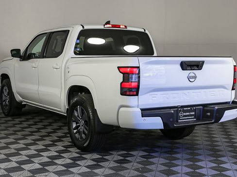 New 2025 Nissan Frontier SV image 6