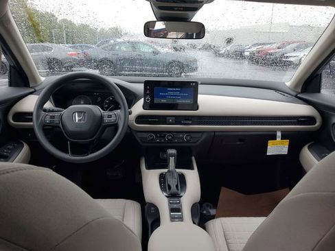 New 2026 Honda HR-V LX image 20