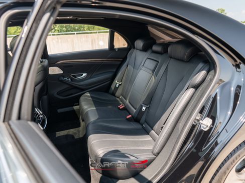 Used 2015 Mercedes-Benz S 550 4MATIC Sedan w/ Premium 1 Package image 19