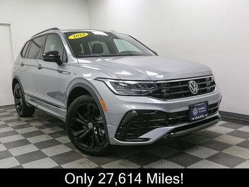 Certified 2023 Volkswagen Tiguan SE R-Line FWD image 3