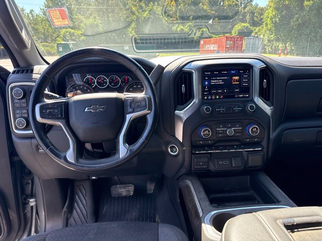 Used 2020 Chevrolet Silverado 1500 RST AWD/4WD image 15