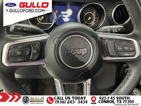 Used 2023 Jeep Gladiator Overland w/ Popular Equipment Package AWD/4WD image 23