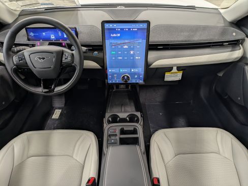 New 2025 Ford Mustang Mach-E Premium image 17