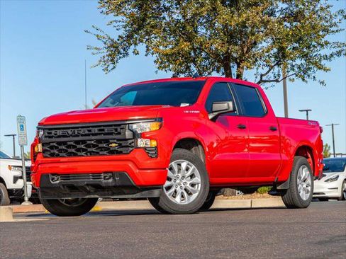 Certified 2025 Chevrolet Silverado 1500 Custom image 1