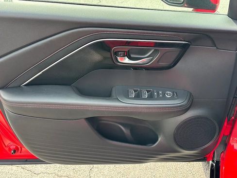 Certified 2025 Acura ADX A-Spec image 21