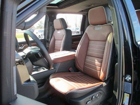 New 2026 GMC Sierra 3500 Denali Ultimate image 12