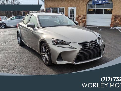 Used 2018 Lexus IS 300 AWD w/ Comfort Package image 1