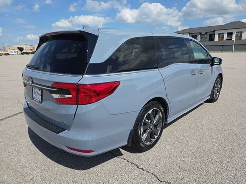 Used 2024 Honda Odyssey Elite image 13