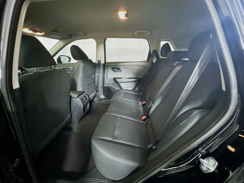 Used 2023 Nissan Rogue S image 26